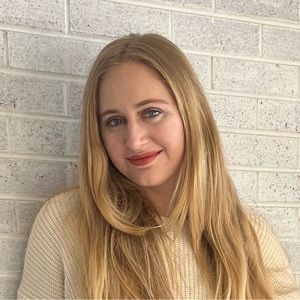 Meet your Posher, Raesha